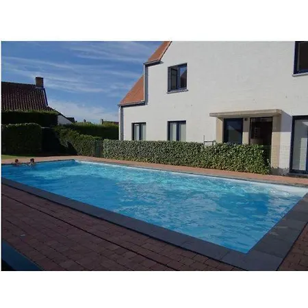 Апартаменты Duplex Met Zwembad Neoportus